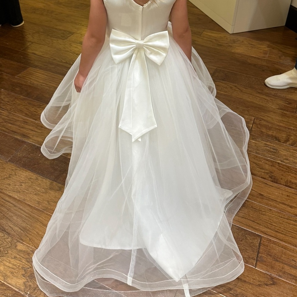 White flower girl dress